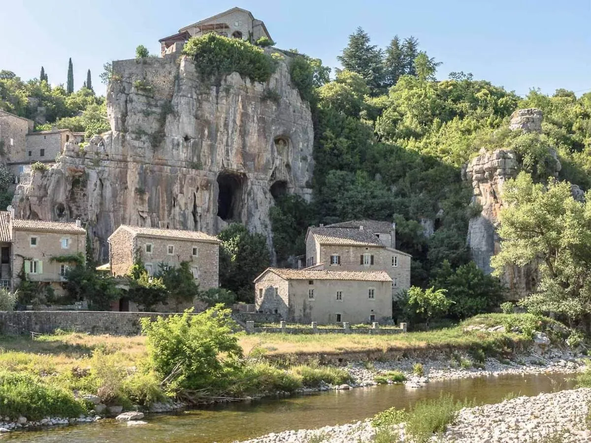 Beautiful Holiday Home With Private Pool Labeaume