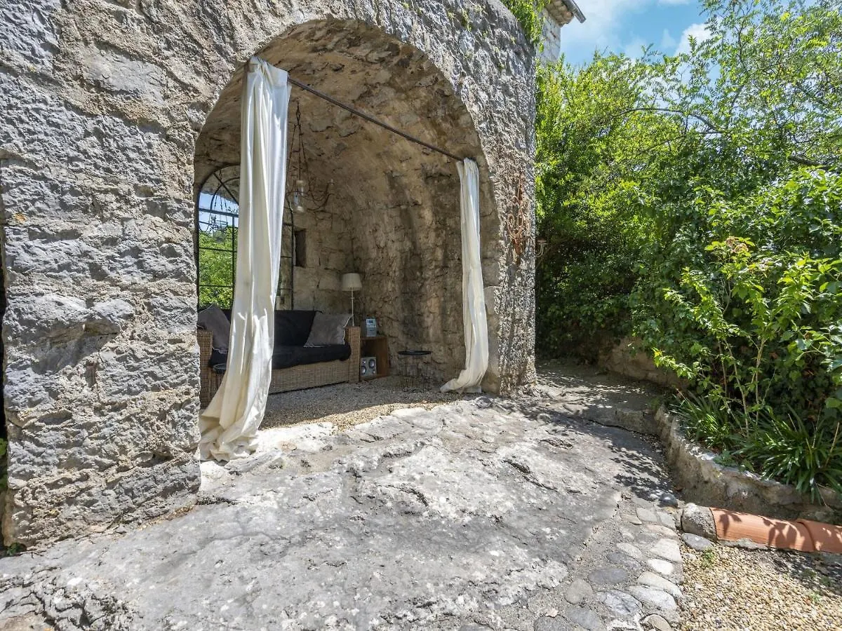 Beautiful Holiday Home With Private Pool Labeaume France