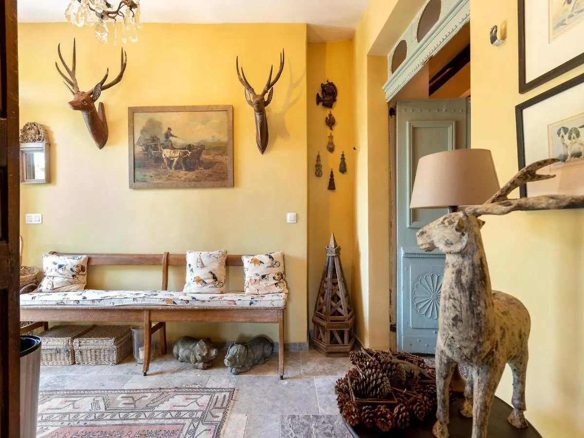 Beautiful Holiday Home With Private Pool Labeaume