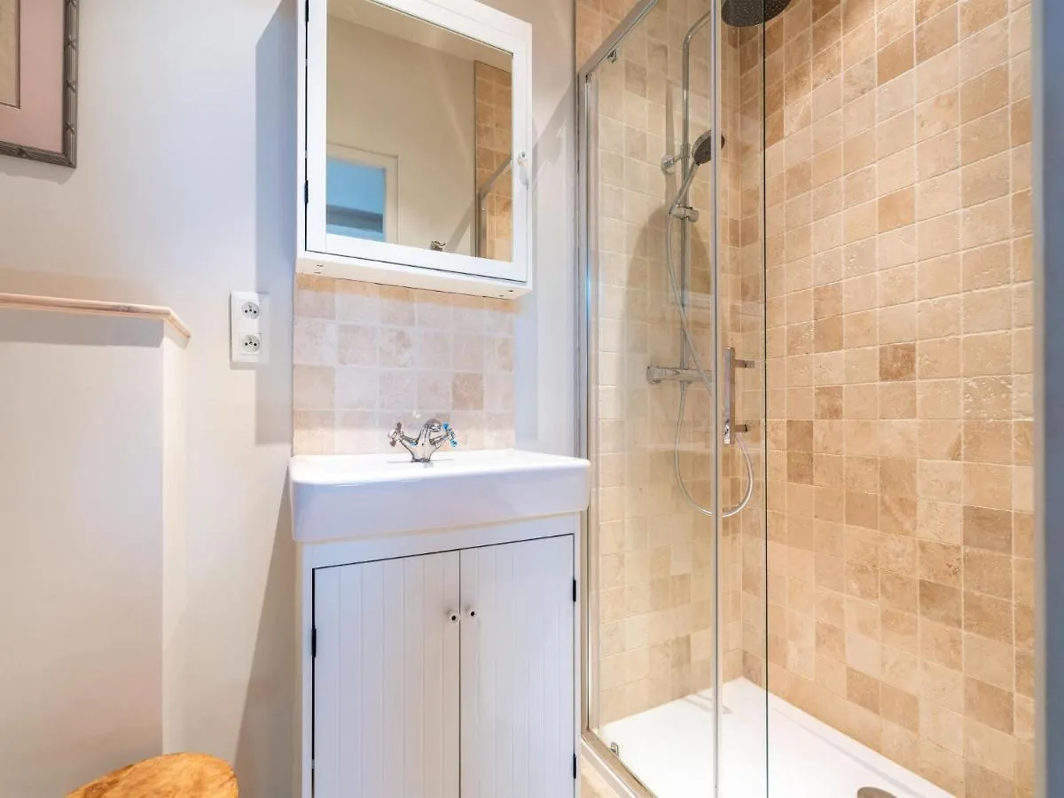 Beautiful Holiday Home With Private Pool Labeaume