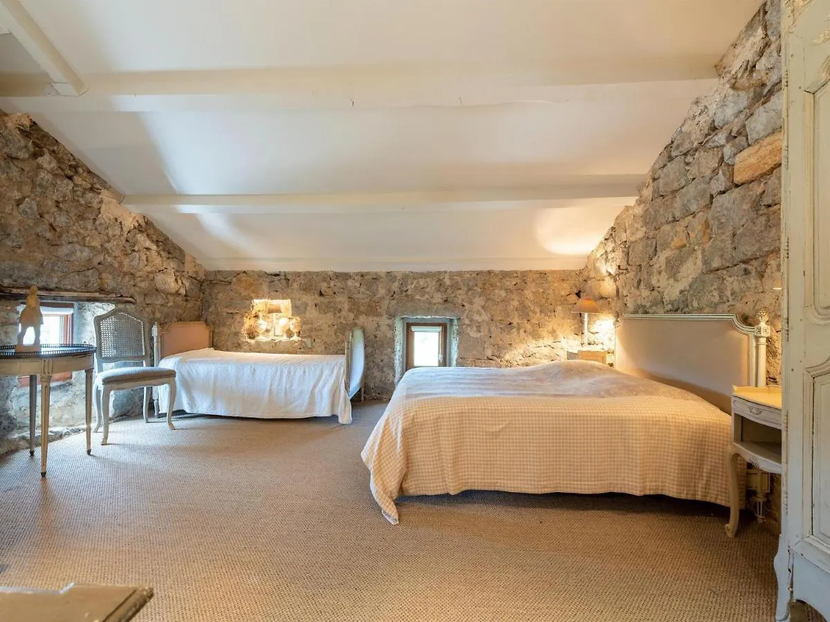 Beautiful Holiday Home With Private Pool Labeaume